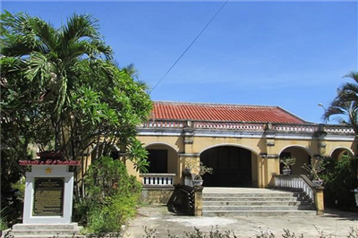 Ninh Hoa mandarin’s office