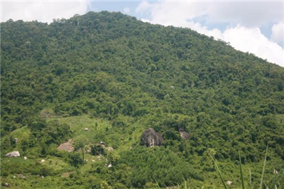 Căn cứ Cách mạng  Hòn Dù