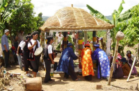 LỄ BỎ MẢ CỦA NGƯỜI RAGLAI