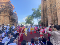  PHÁT HUY GIÁ TRỊ DI TÍCH LỊCH SỬ, VĂN HÓA THÔNG QUA HOẠT ĐỘNG TRẢI NGHIỆM CHO HỌC SINH